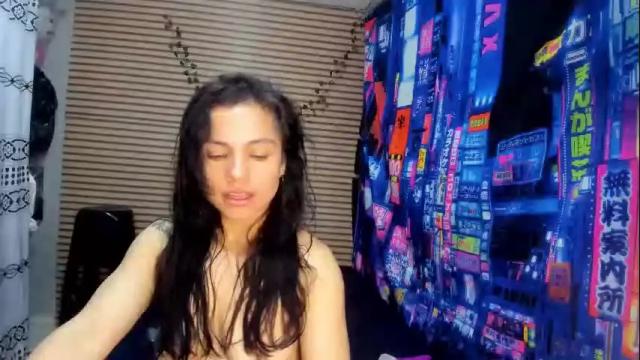 Image 7 of rosse_25 Stream on Chaturbate on 23 days ago