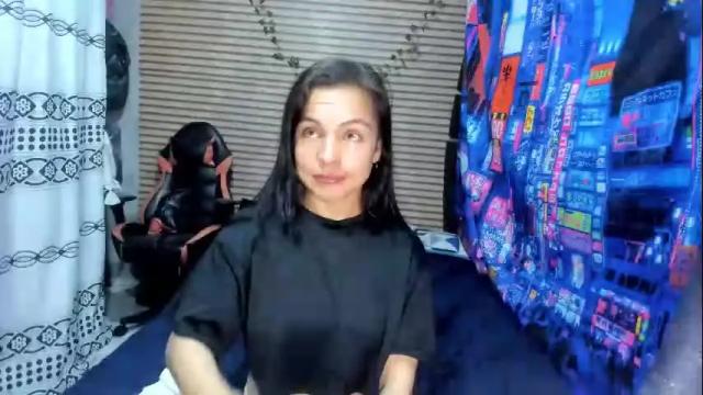 Image 6 of rosse_25 Stream on Chaturbate on 9 days ago