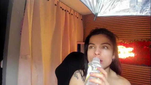 Image 11 of rosse_25 Stream on Chaturbate on 6 days ago