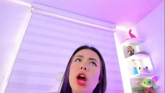Thumbnail 1, rosse_amyy's Stream at Chaturbate, 1 month ago