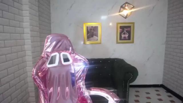 Thumbnail 3, rosse_jeane_v's Stream at Chaturbate, 12 months ago
