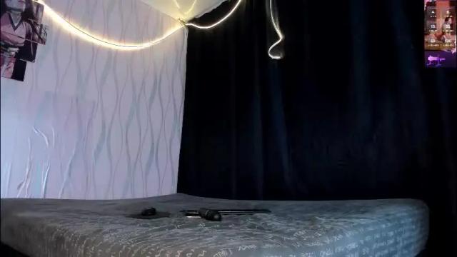 Image 10 of rosse_merry Stream on Chaturbate on 1 month ago