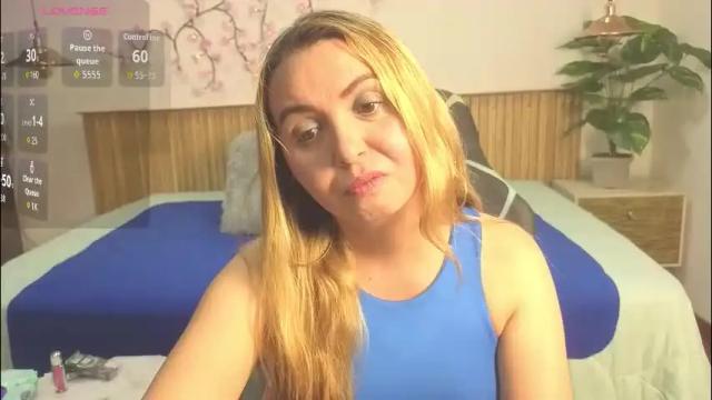 Image 6 of rosse_meyer Stream on Chaturbate on 11 days ago