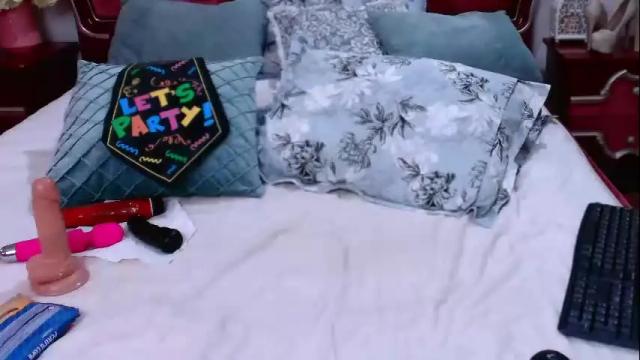 Image 6 of rossecougar_x Stream on Chaturbate on 1 month ago