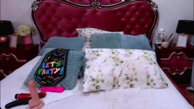 Image 7 of rossecougar_x Stream on Chaturbate on 4 days ago