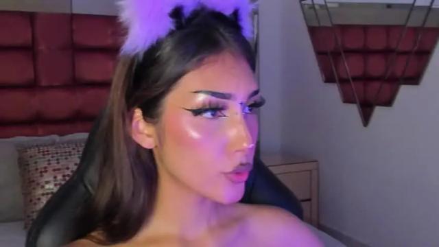 Image 12 of rossehans Stream on Chaturbate on 14 months ago