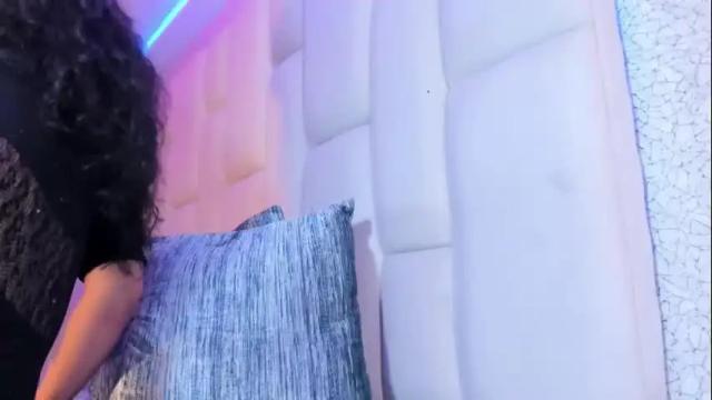Image 4 of rosselfinoll Stream on Chaturbate on 1 month ago