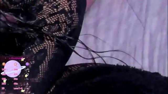 Image 11 of rosselfinoll Stream on Chaturbate on 21 days ago