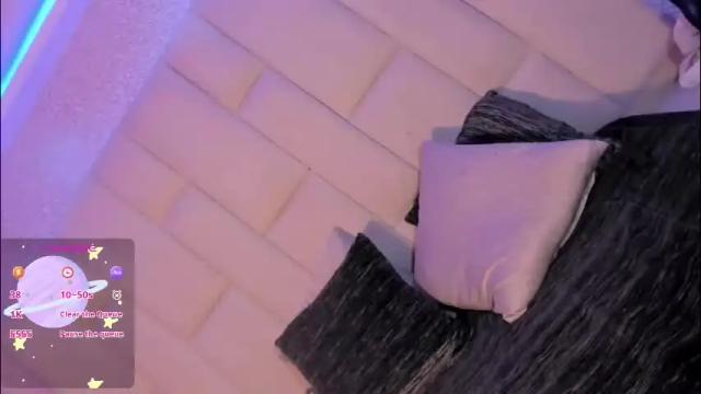 Image 2 of rosselfinoll Stream on Chaturbate on 11 days ago