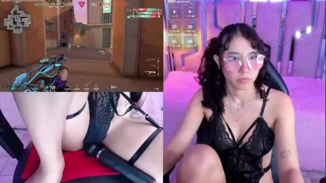 Image 12 of rossiegames Stream on Chaturbate on 1 month ago