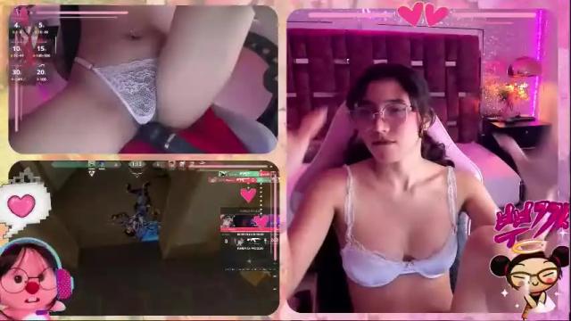 Image 4 of rossiegames Stream on Chaturbate on 27 days ago