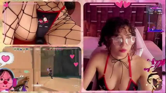 Image 3 of rossiegames Stream on Chaturbate on 16 days ago