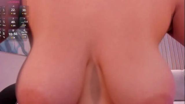 Image 11 of rossierhoades Stream on Chaturbate on 1 month ago