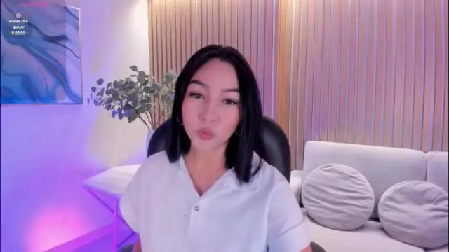 Image 12 of rossierhoades Stream on Chaturbate on 10 days ago