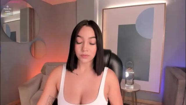 Image 6 of rossierhoades Stream on Chaturbate on 7 days ago