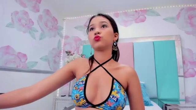 Image 2 of rossyevanss Stream on Chaturbate on 23 months ago