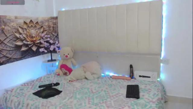Thumbnail 3, rossyevanss_'s Stream at Chaturbate, 1 month ago