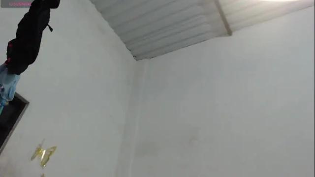 Image 6 of rossyevanss_ Stream on Chaturbate on 6 months ago