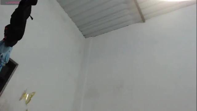 Image 8 of rossyevanss_ Stream on Chaturbate on 6 months ago