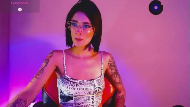 Image 8 of rot_wallace Stream on Chaturbate on 1 month ago