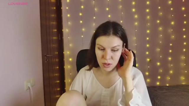 Image 3 of roter_rita Stream on Chaturbate on 15 months ago