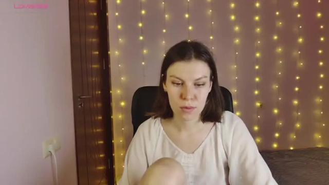 Image 6 of roter_rita Stream on Chaturbate on 15 months ago