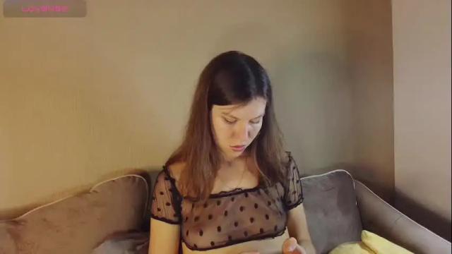 Image 6 of roter_rita Stream on Chaturbate on 3 months ago