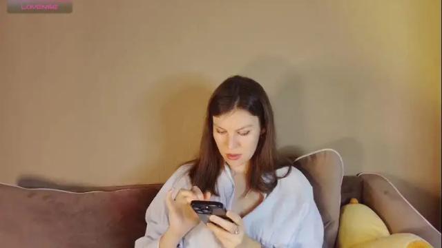 Image 7 of roter_rita Stream on Chaturbate on 3 months ago