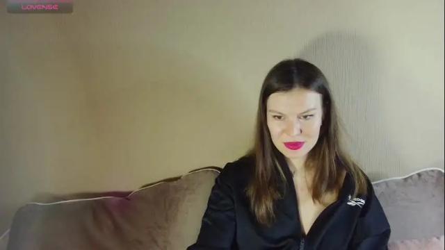 Image 8 of roter_rita Stream on Chaturbate on 2 months ago