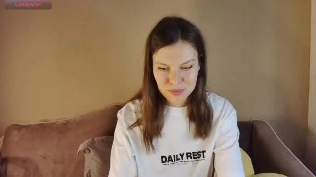 Image 2 of roter_rita Stream on Chaturbate on 2 months ago