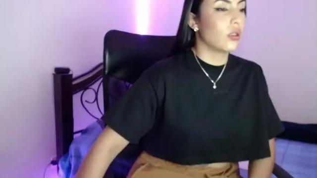Image 10 of rous33 Stream on Chaturbate on 16 months ago