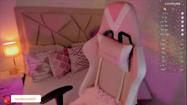 Image 3 of rouse_benett27 Stream on Chaturbate on 1 month ago