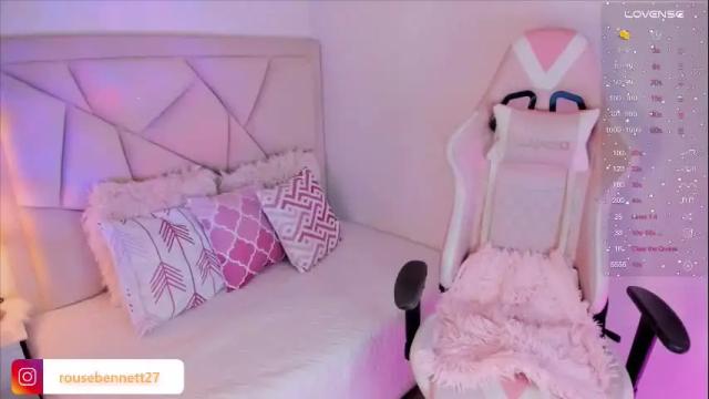 Image 10 of rouse_benett27 Stream on Chaturbate on 17 days ago