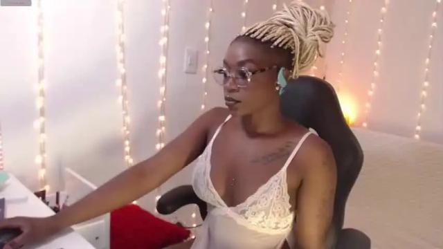 Image 3 of rouse_stone_ Stream on Chaturbate on 21 months ago