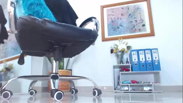 Image 2 of rousee_dawso Stream on Chaturbate on 26 days ago