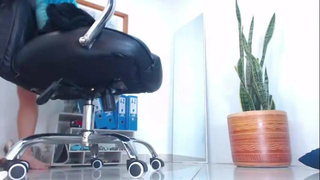Image 3 of rousee_dawso Stream on Chaturbate on 21 days ago