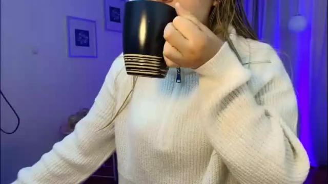 Image 3 of rousee_v Stream on Chaturbate on 23 days ago