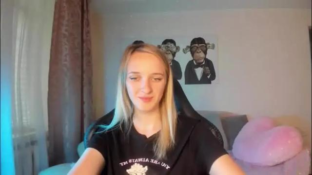 Image 10 of rousereed Stream on Chaturbate on 2 months ago