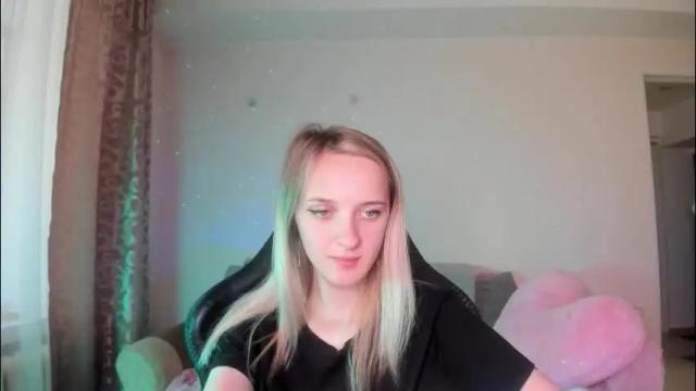 Image 7 of rousereed Stream on Chaturbate on 2 months ago