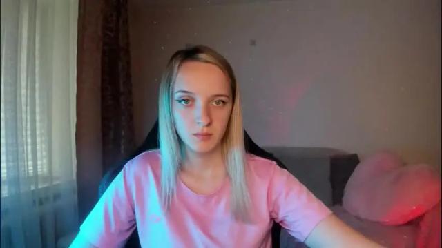 Image 4 of rousereed Stream on Chaturbate on 2 months ago