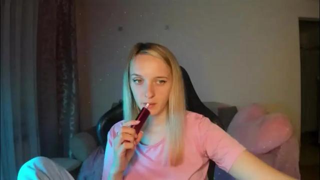 Image 11 of rousereed Stream on Chaturbate on 2 months ago