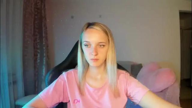 Image 6 of rousereed Stream on Chaturbate on 2 months ago