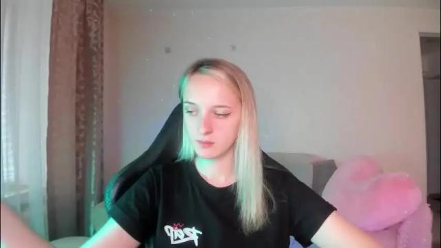 Image 8 of rousereed Stream on Chaturbate on 2 months ago