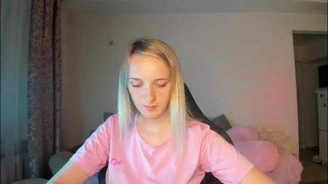 Image 6 of rousereed Stream on Chaturbate on 2 months ago