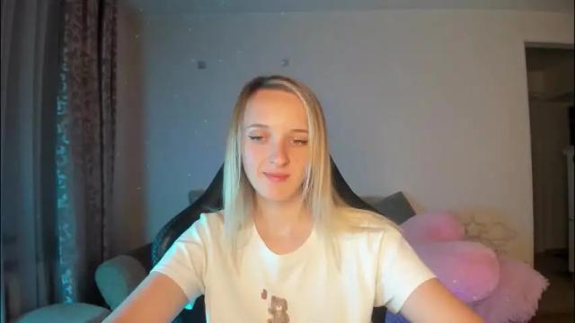 Image 11 of rousereed Stream on Chaturbate on 2 months ago