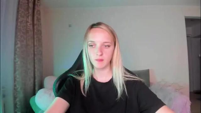 Image 3 of rousereed Stream on Chaturbate on 1 month ago