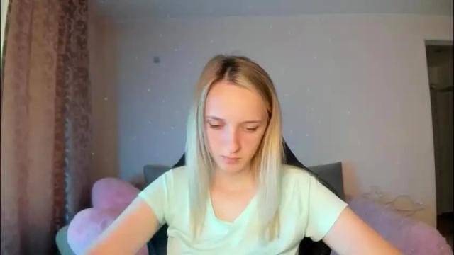 Image 6 of rousereed Stream on Chaturbate on 1 month ago