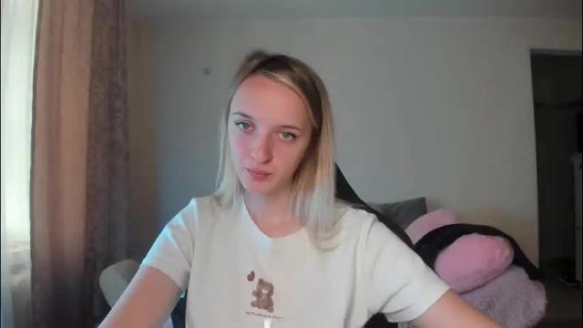 Image 2 of rousereed Stream on Chaturbate on 1 month ago