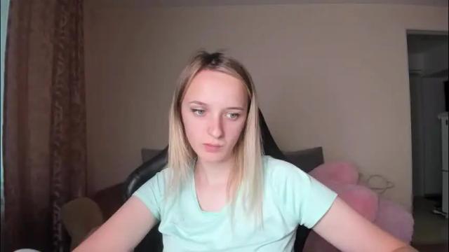 Image 2 of rousereed Stream on Chaturbate on 1 month ago