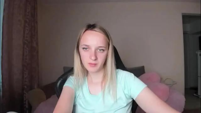 Image 3 of rousereed Stream on Chaturbate on 1 month ago